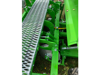 Bomet Kartoffelpflanzmaschine / Potato planter / Planteuse de pomme de terre / Piantapatate / Sadzarka ziemniaków в лизинг Bomet Kartoffelpflanzmaschine / Potato planter / Planteuse de pomme de terre / Piantapatate / Sadzarka ziemniaków: фото 5