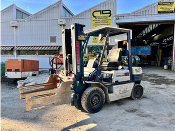 : фото в шапке страницы