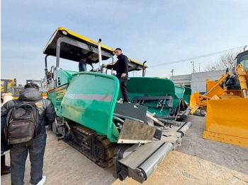 : фото в шапке страницы