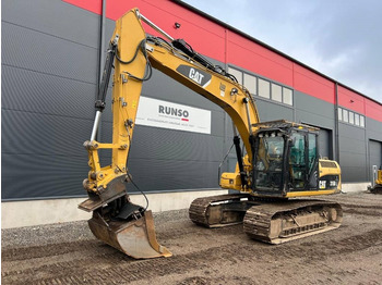 : фото в шапке страницы