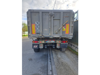 : фото в шапке страницы