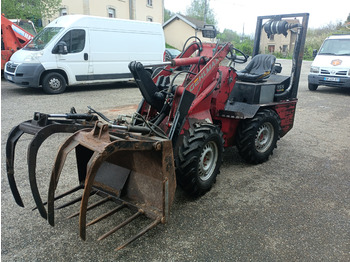 : фото в шапке страницы