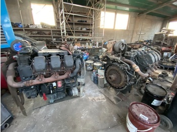 : фото в шапке страницы