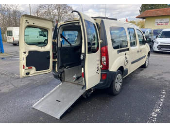 : фото в шапке страницы