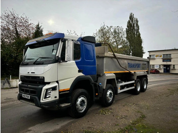 Самосвал VOLVO FMX 420