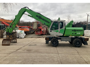 : фото в шапке страницы