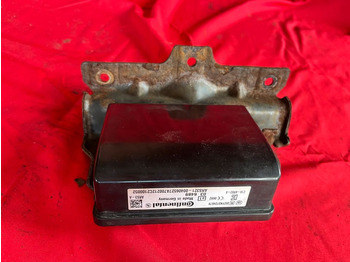 : фото в шапке страницы