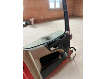 : фото в шапке страницы