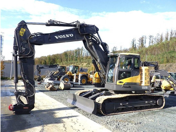 Гусеничный экскаватор VOLVO ECR235