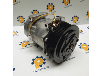 : фото в шапке страницы