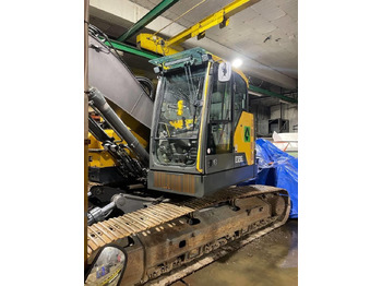 : фото в шапке страницы