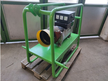 : фото в шапке страницы