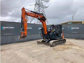 : фото в шапке страницы