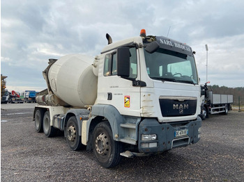 : фото в шапке страницы