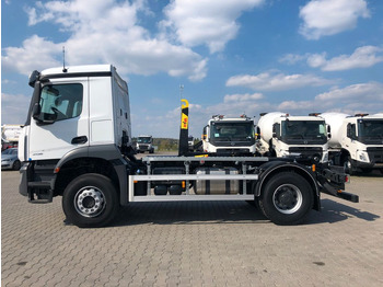Mercedes-Benz AROCS 2136 Abrollkipper HYVA HKS-12-37-S  в лизинг Mercedes-Benz AROCS 2136 Abrollkipper HYVA HKS-12-37-S: фото 4