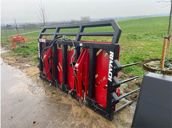 : фото в шапке страницы