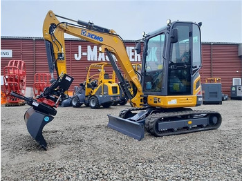 : фото в шапке страницы