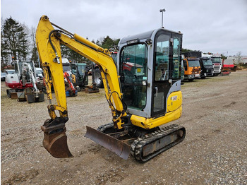 : фото в шапке страницы