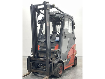 : фото в шапке страницы