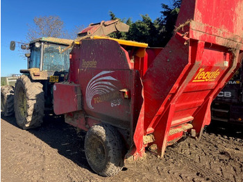 : фото в шапке страницы