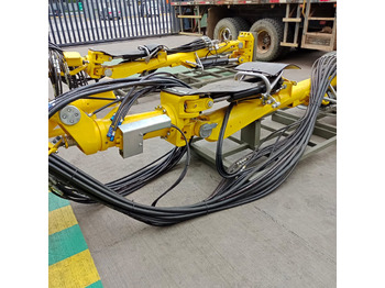 : фото в шапке страницы