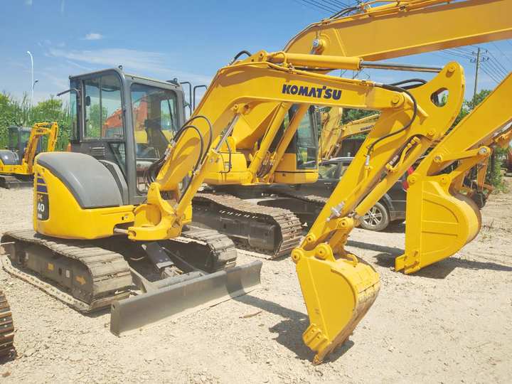 KOMATSU PC40 в лизинг KOMATSU PC40: фото 1
