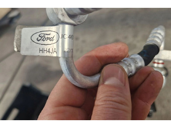 : фото в шапке страницы