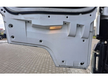 : фото в шапке страницы