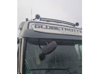 : фото в шапке страницы