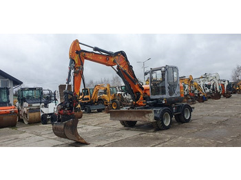 : фото в шапке страницы