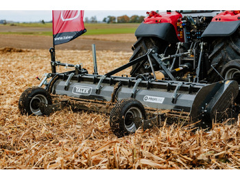 : фото в шапке страницы