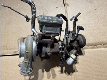 : фото в шапке страницы