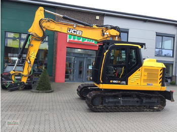 : фото в шапке страницы