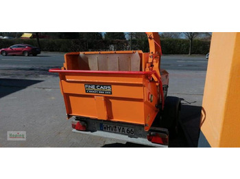 : фото в шапке страницы