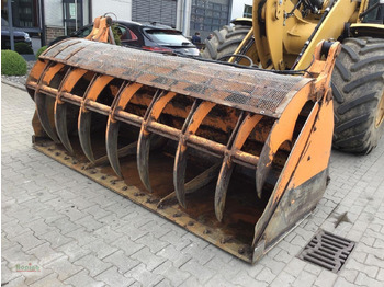 : фото в шапке страницы