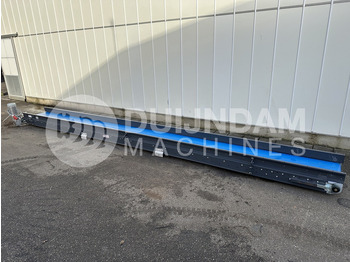 : фото в шапке страницы