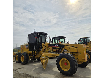 Caterpillar 140K в лизинг Caterpillar 140K: фото 1