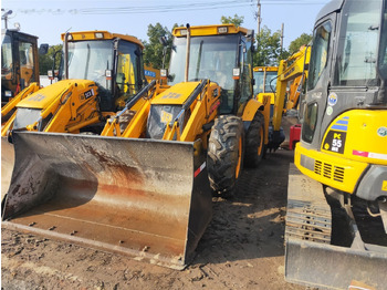 JCB 4CX в лизинг JCB 4CX: фото 1