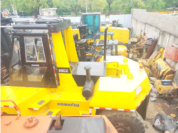 : фото в шапке страницы