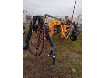 : фото в шапке страницы