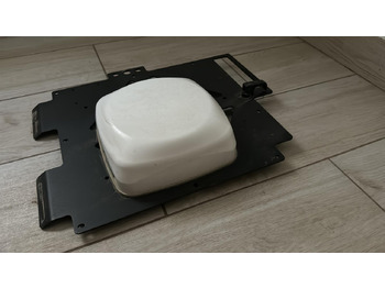 : фото в шапке страницы