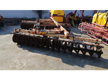 : фото в шапке страницы