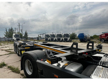 : фото в шапке страницы