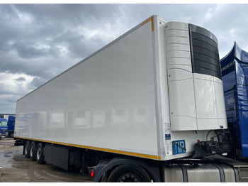 : фото в шапке страницы