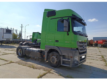 Тягач MERCEDES-BENZ Actros 1844