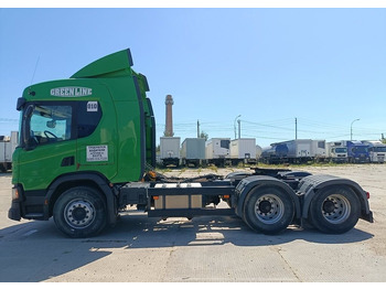 Тягач Scania P: фото 4