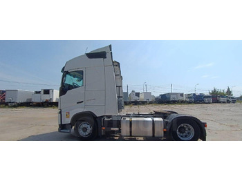 Тягач Volvo FH: фото 5