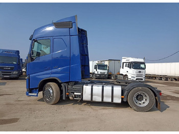 Тягач Volvo FH: фото 4