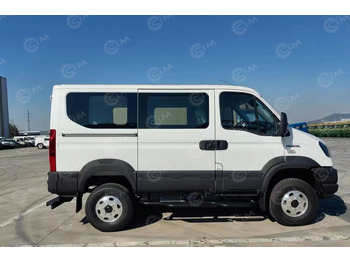 Грузопассажирский фургон Автобус IVECO 4х4 7 мест (включая водителя) дв 132kw 2,9л с дополнительными опциями: фото 4