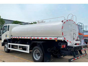 Грузовик-цистерна ISUZU